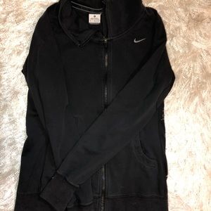 women’s nike black zip-up jacket